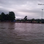 Viharin.com- Ganga river flowing by the resort