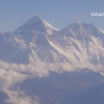 Viharin.com- Lhotse , peak on right