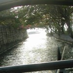 Viharin.com-Snake boat heading to Cocobay resort in Kumarakom