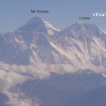 Viharin.com- Lhotse , peak on right of Mt. Everest