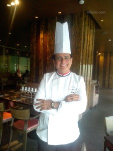 Viharin.com- Celebrity Chef Devinder Kumar