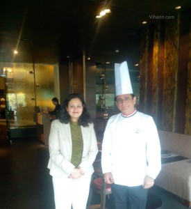 Viharin.com- Nidhi with Celebrity Chef Davinder Kumar at Le Meridien