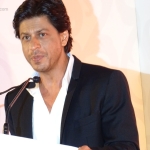 Viharin.com- King of Bollywood Mr. Shah Rukh Khan at the launch of Mahagun's M Collection