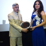 Viharin.com- Richa Chadda being honoured as the Chief Guest on the occassion