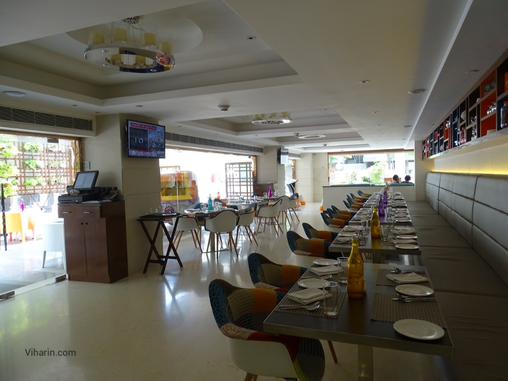 Viharin.com- Restaurant at Zone by the Park, Jaipur