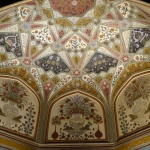 Viharin.com- Intricate carvings on the ceilings and vegetable colours