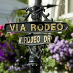 Via Rodeo street sign