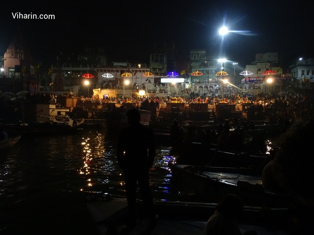 Viharin.com- Aarti at Ganga Ji