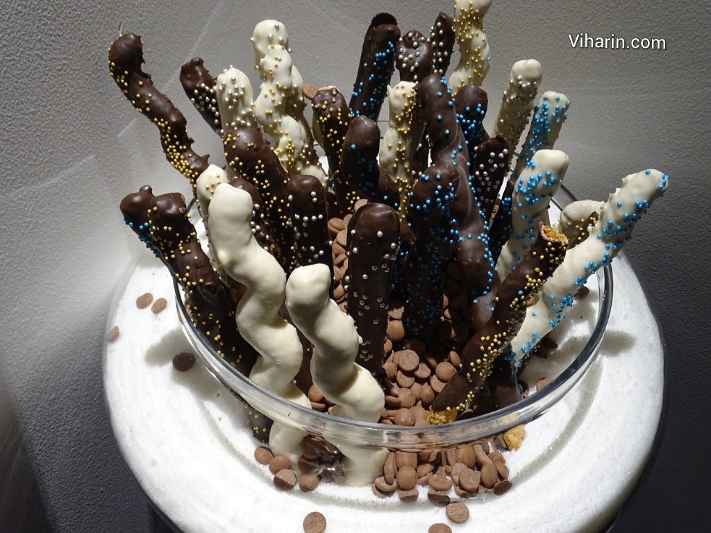 Viharin.com- Almond chocolates at Chocolate factory
