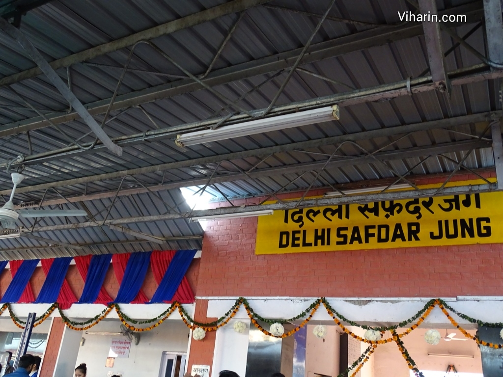 Viharin.com- Delhi Safdar Jung Railway Station