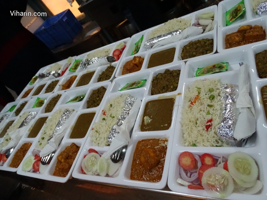 Viharin.com- Food trays ready