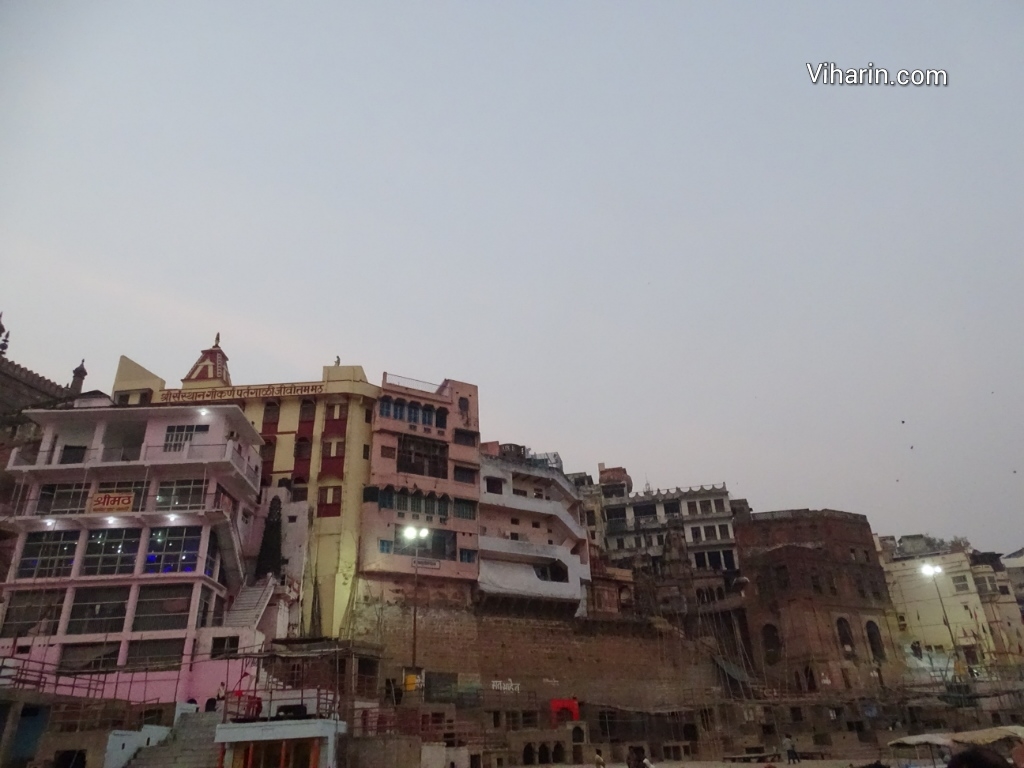 Viharin.com- Ghat at Ganga Ji