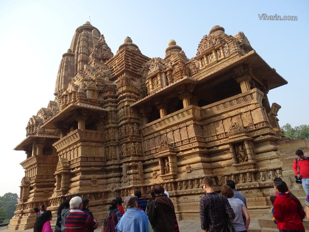 Viharin.com- People around the temple observing