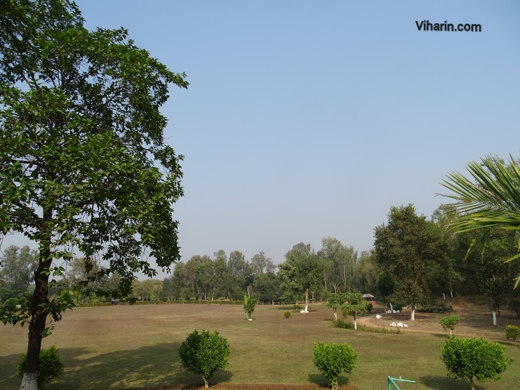 Viharin.com- Sprawling gardens