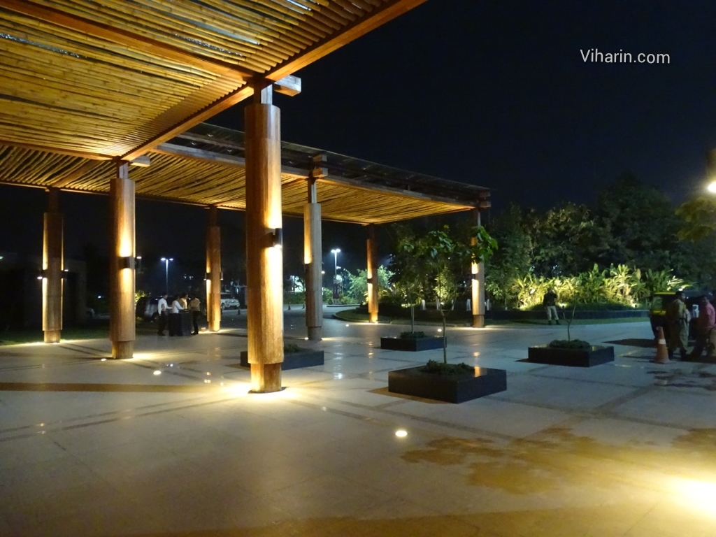 Viharin.com- Grand entrance