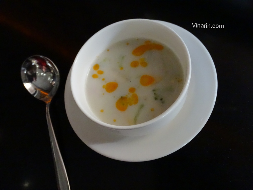 Viharin.com- Tom Kha Phak