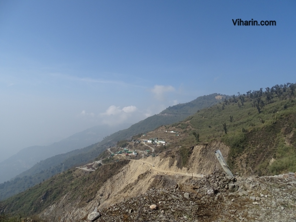 Viharin.com- Enroute to Nathula Pass