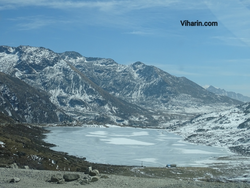 Viharin.com- Mesmerizing scenic beauty on the way to Nathula Pass