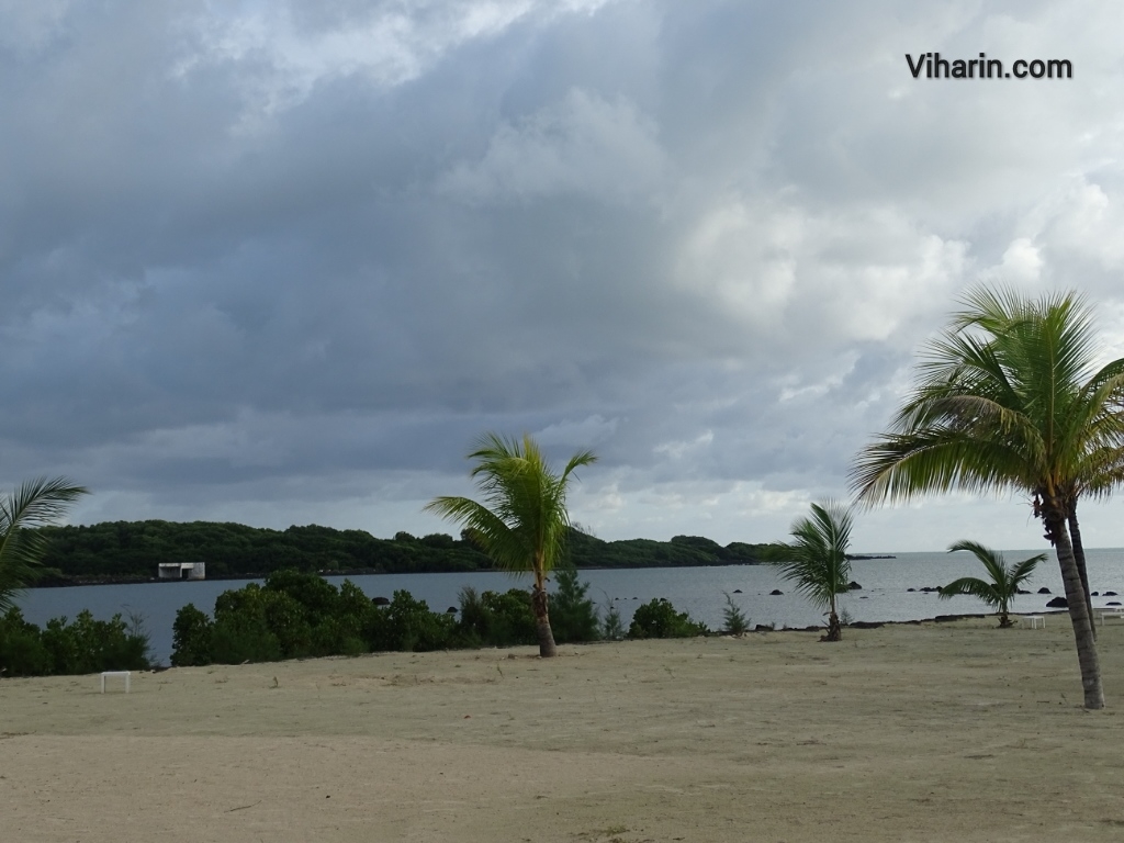 Viharin.com- Beach side