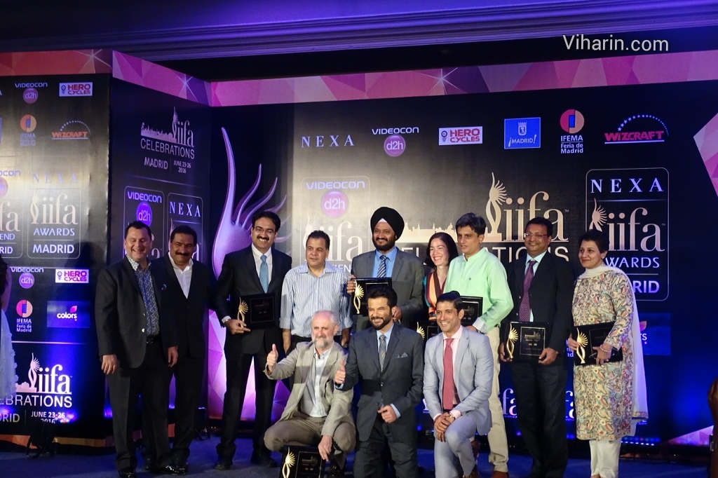 Viharin.com- IIFA 2016 Awards Team
