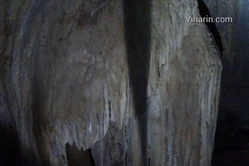 Viharin.com- Interiors of Cave