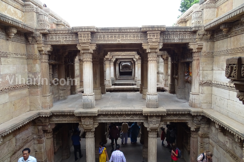 viharin-com-adalaj-stepwell