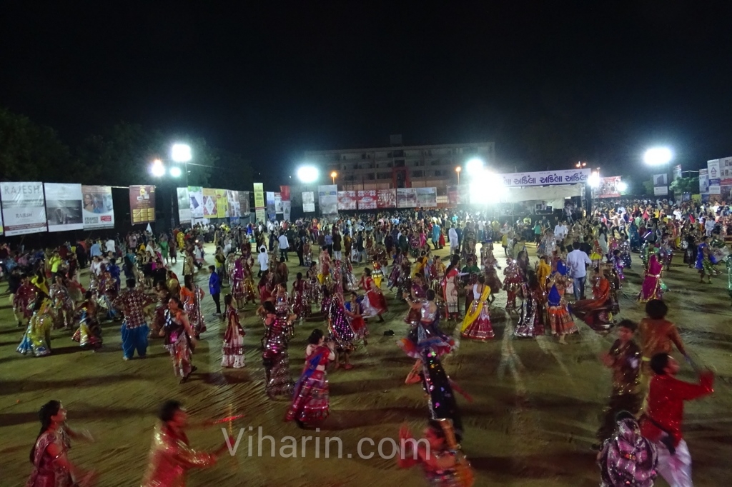 viharin-com-dodhiyu-garba