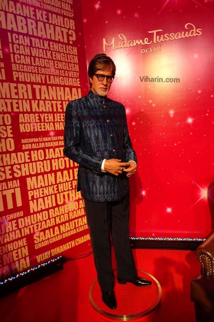 Viharin.com- Amitabh Bachchan at Madame Tussauds Delhi