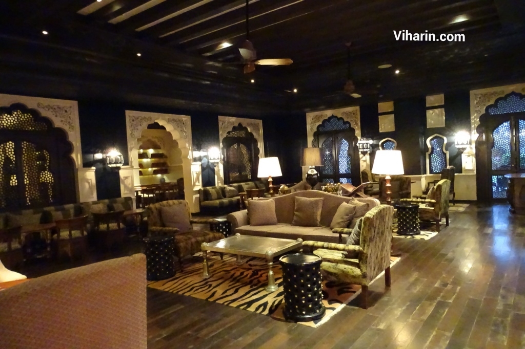 Viharin.com- Library Bar