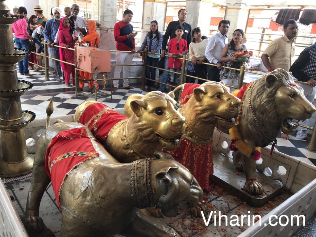 Pilgrims in temples during Navratri