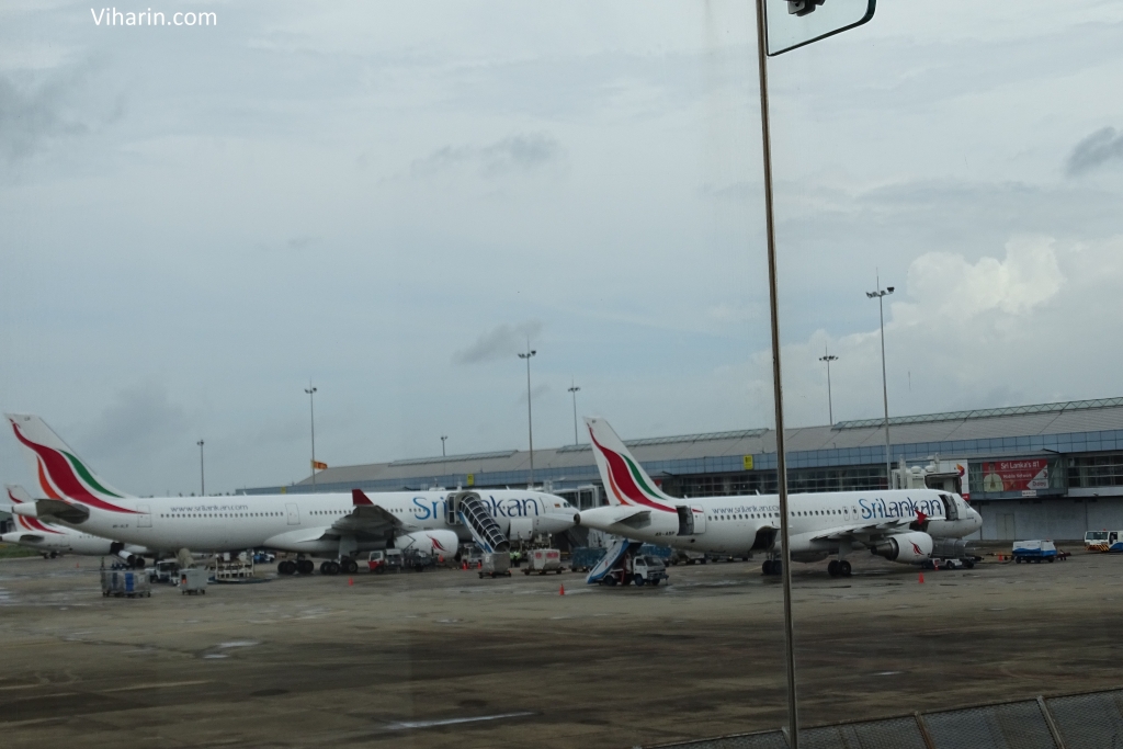 Viharin.com- Srilankan Airport